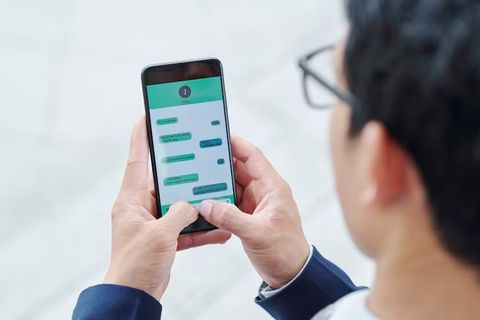 Guide to Bulk WhatsApp Messaging: Enhancing Customer Engagement and Business Communication