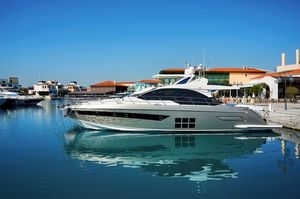 Explore Luxury Yacht Charters: Insights, Knowledge, and Celebrity Experiences