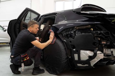 Complete Guide to Fixing Car Dents: Best Car Dent Repair, Paintless Dent Removal, and Dentless Repair Options