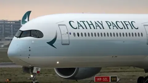 Cathay Pacific: A Complete Guide to the Airline, Flights, Services and Travel Experience