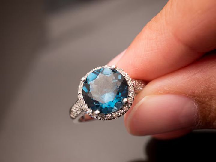 Birthstone Jewellery: Essential Tips for Choosing the Perfect Gemstone