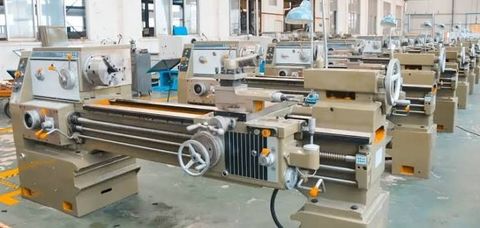 Industrial Lathe Machine Manufacturing: Guide to CNC Technology, Applications & Industry Trends