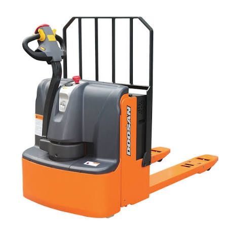 Warehouse Vehicles Overview: Key Features, Operations, and Common Uses