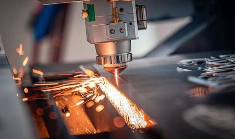 CNC Machines & Precision Manufacturing Explained: Advanced Machining, Technologies & Industrial Applications