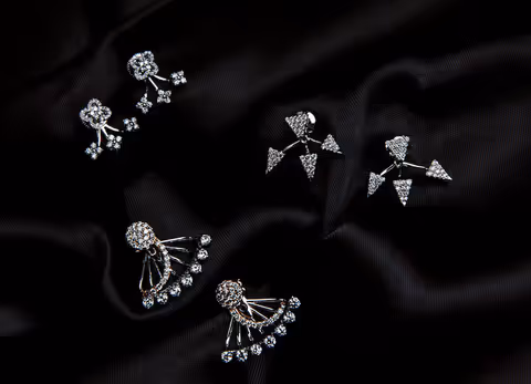 Diamond Studs Facts: What Makes These Earrings So Popular