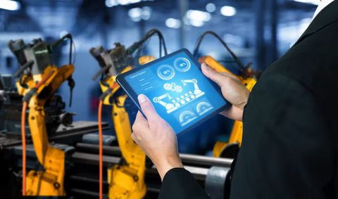 Predictive Maintenance for Industrial Machinery Explained: AI Monitoring, Sensor Technology and Failure Prevention Systems