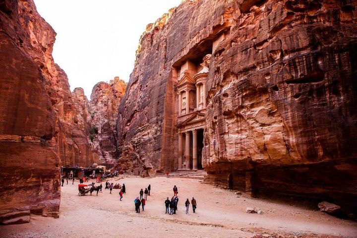 The Ultimate Jordan Itinerary: From Ancient Wonders to Desert Escapes