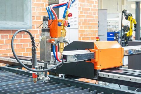 Welding Robots: Guide to Robotic Welding Systems, Components, and Applications
