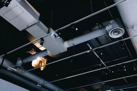 Industrial Air Ventilation Guide: System Types, Airflow Design, Applications, Benefits and Maintenance