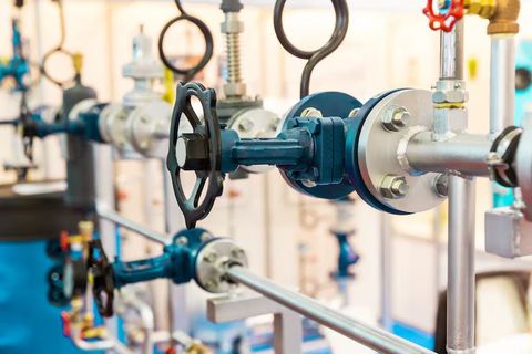 Industrial Valves Explained: Types, Applications & Selection Guide for Oil, Gas & Water Industries