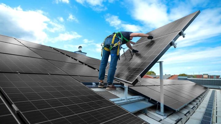 Solar Panel Maintenance Tips: Care, Inspection & Performance
