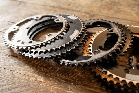 Industrial Gearboxes Explained: Power Transmission Technologies, Gear Drive Systems and Industrial Applications