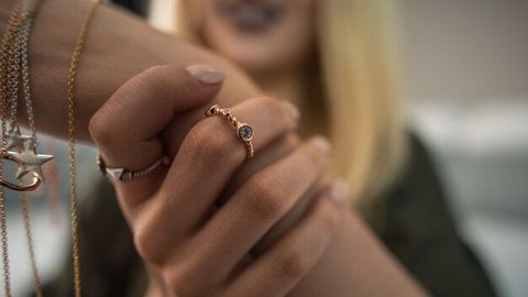 Everyday Jewellery Guide: Simple Designs, Metal Choices, Styling Options and Care Practices