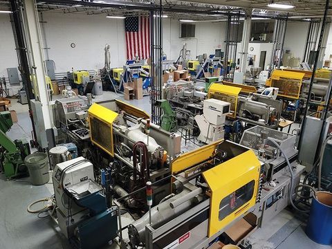 Understanding Injection Molding Machines and the Fundamentals of Plastic Manufacturing