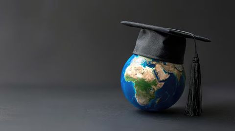 Global Study Guide: International Education, Universities, Courses, Scholarships, and Student Opportunities