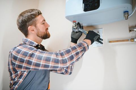 Industrial Boiler Repair and Servicing: A Guide to Fault Diagnosis, Maintenance Procedures