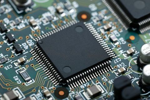 Explore Semiconductors: How Modern Chips Are Made