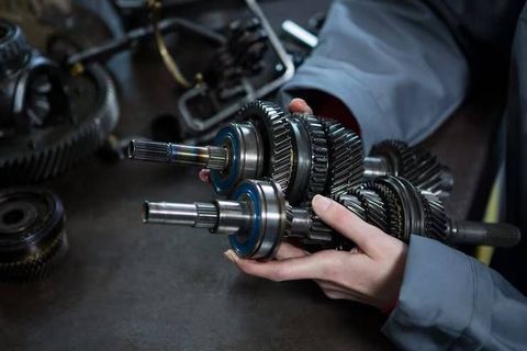 Gearbox Manufacturing Explained: Types, Technologies and Industrial Applications