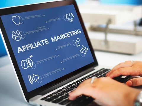 Affiliate Marketing Details: How Affiliate Programs Work, Promotion Methods, Content and Tracking