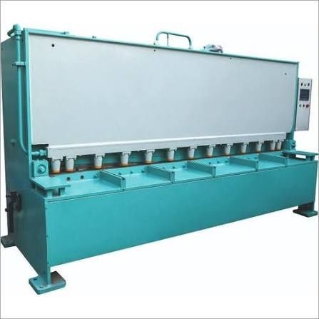 Plate Cutting Machines: Explore Cutting Methods and Features