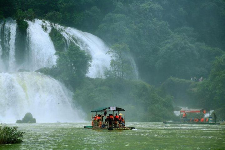Meghalaya Travel Guide: Destinations & How to Plan Your Trip