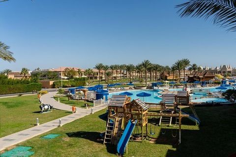 Explore Saudi Resorts: Travel Experiences, Resort Features, Activities, and Destination Details