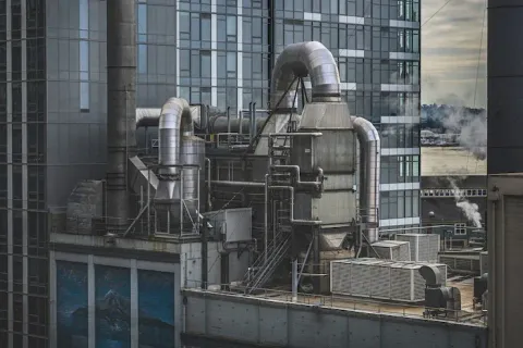 Guide To Natural Refrigerants in Industrial Cooling: Types, Benefits and Limitations