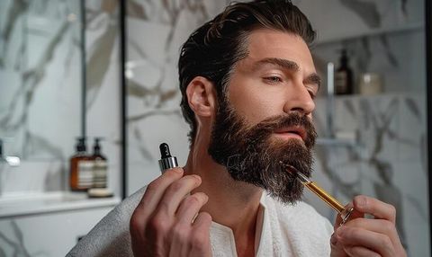 Men’s Beard Oil Guide: Formulas, Ingredients, Skin Care, Beard Care and Usage Tips