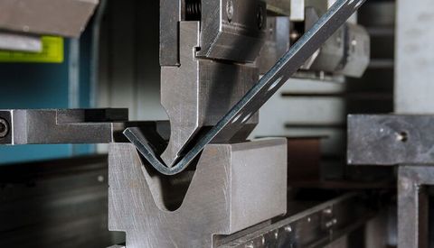 Explore Metal Forming Machinery: Key Techniques, Material Applications, Process Benefits and Industry Developments