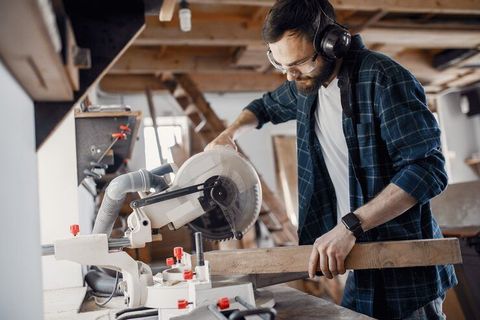 Explore Woodworking Machinery Types and Their Industrial Applications