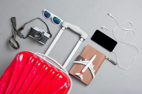 Travel Essential Gadgets Explained: Travel Accessories, Connectivity Tools and Packing Tips