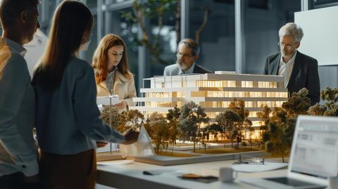 Executive Luxury Apartment Segments: Trends & Executive Insights