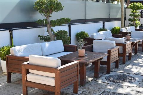 Best Outdoor Furniture Materials Compared for Every Climate