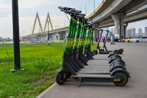 Electric Scooter Guide: Models, Motor Power, Battery Capacity and Key Features