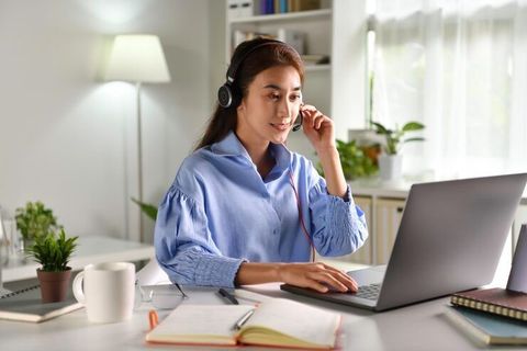 Virtual Assistant Jobs Guide: Roles, Skills, Responsibilities, Career Paths, asks, Qualifications, Work Options, and Opportunities
