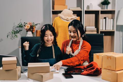 How E-Commerce Platforms Are Empowering Filipino Sellers