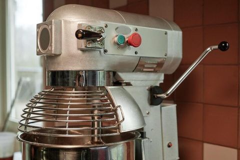 Ribbon Blenders Explained: Mixing Technologies, Machine Types, Manufacturing Processes, Global Manufacturers, Suppliers and Industrial Applications