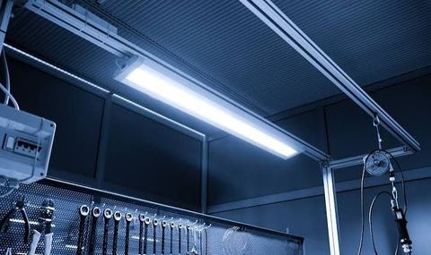 Industrial Workstation Lighting Guide to Better Visibility and Work Areas