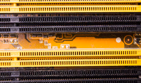 Data Center GPU Chips: An Informative Guide to Architecture and Uses
