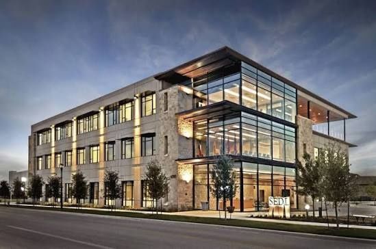 Commercial Real Estate: An Overview of Modern Property Markets