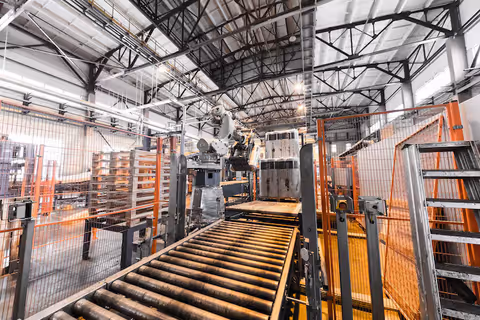 Industrial Conveyor Systems: A Complete Guide to Types, Applications, and Benefits