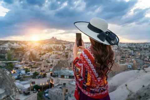 Booking a Hotel in Jordan: Amman, Petra & the Dead Sea Explained