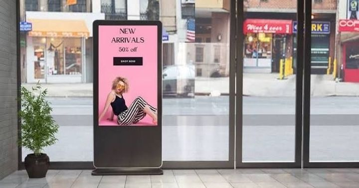 Digital Signage Guide: Understanding Display Technology and Everyday Applications