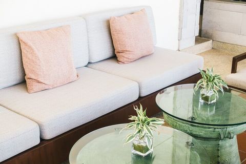 Acrylic Furniture Ideas That Make Small Rooms Feel Bigger