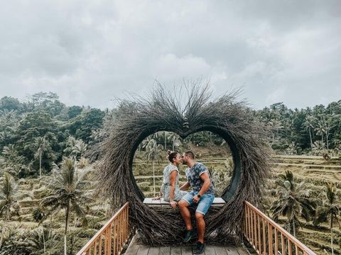 Maldives Honeymoon Packages Explained: Luxury Resorts, Overwater Villas, Travel Providers and Romantic Vacation Guide