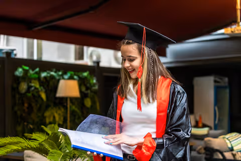 A Complete Guide to Bachelor's Degree Programs Abroad
