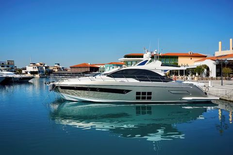 Boat Rental Guide: Boat Types, Booking Methods, Rules, and Safety