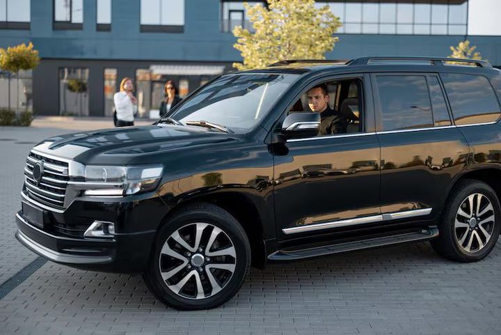 Learn About SUV GLE Models and Their Key Automotive Technologies