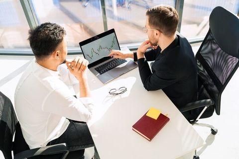 Best Stock Advisor Canada Insights to Help Investors Make Informed Decisions