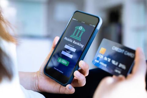 Digital Payment Wallets Explained: Features, Security, Transactions, Benefits and Key Considerations